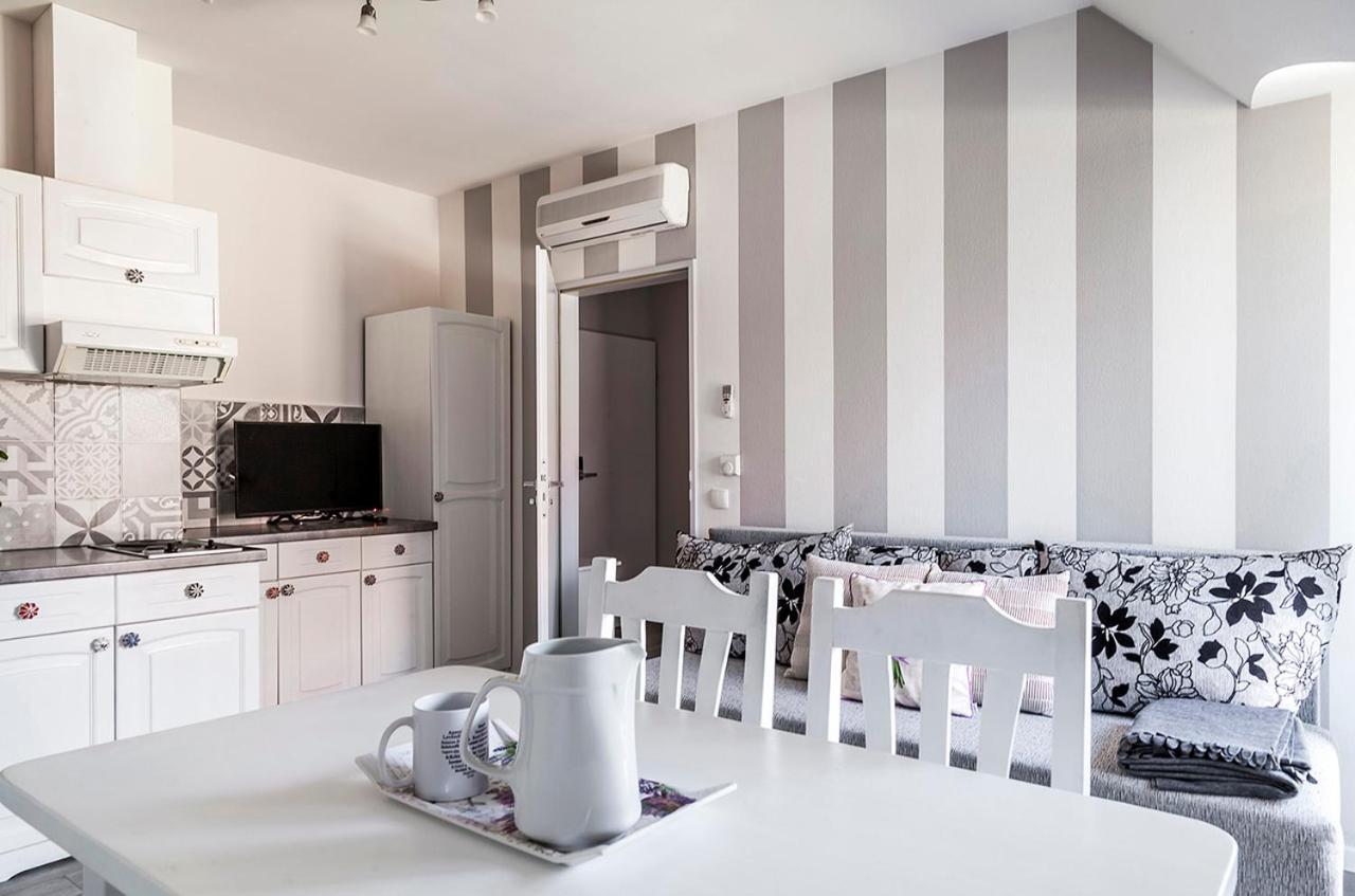 Levendula Apartman บาลาตอนฟือเรด ภายนอก รูปภาพ