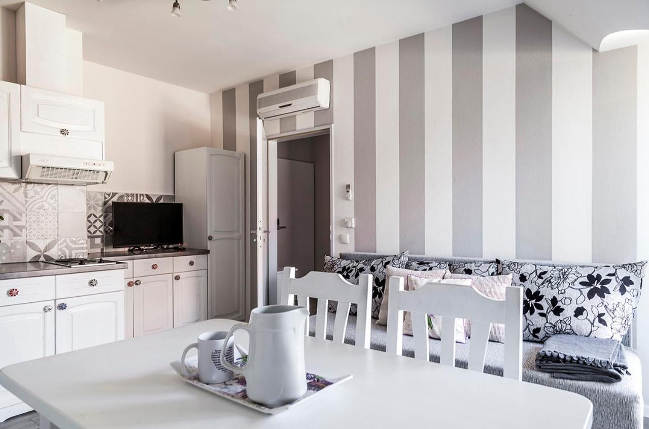 Levendula Apartman บาลาตอนฟือเรด ภายนอก รูปภาพ